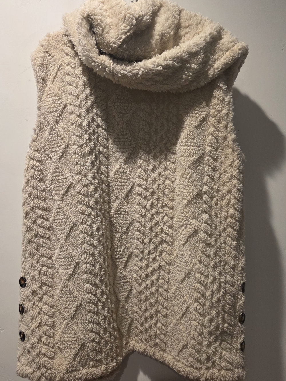 Teddy Sherpa Hooded Vest Cream Cable Knit Texture Size M NWOT - Picture 8 of 14